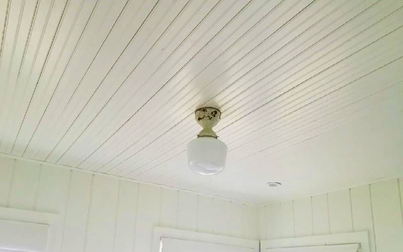 beadboard ceiling garage