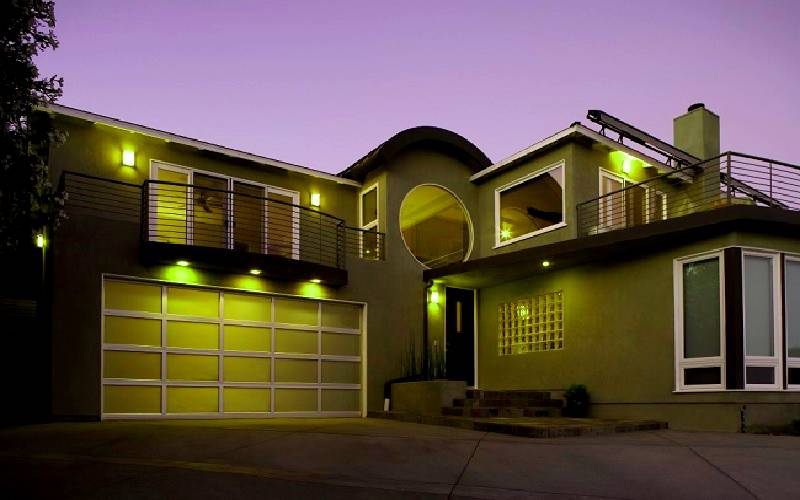 outdoor garage lighting 