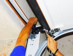 Looking for Affordable Garage Door Repair? Try These Tips!