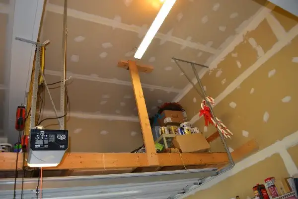 should i put a ceiling in my garage