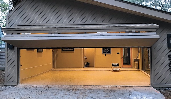 bi-fold garage doors