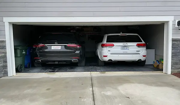 can you fit 2 cars in a 20x20 garage