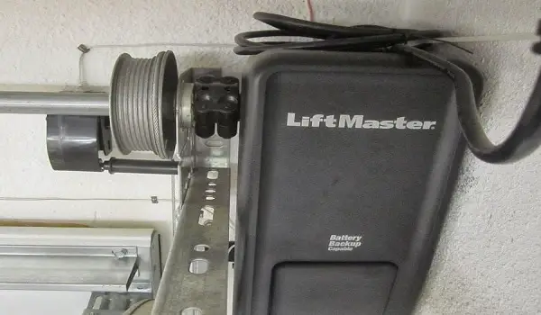 how to use the liftMaster 8500