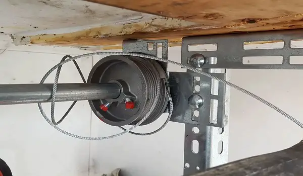 garage door cable came off