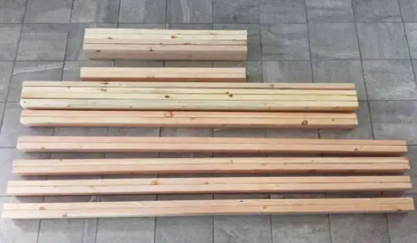 cutting the lumber garage shelves sith 2x4