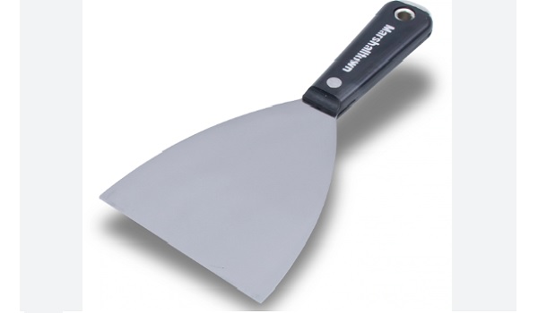 painting wall putty knife